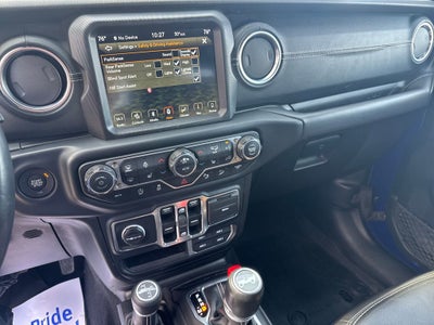 2019 Jeep Wrangler Unlimited Moab w/VERY LOW MILES