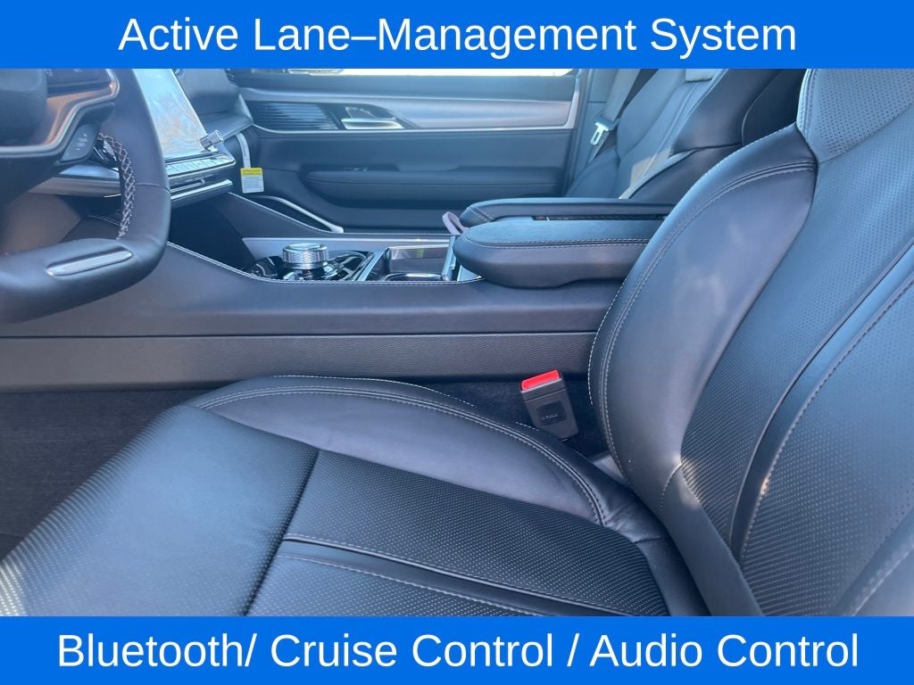 2026 Jeep Grand Wagoneer Base