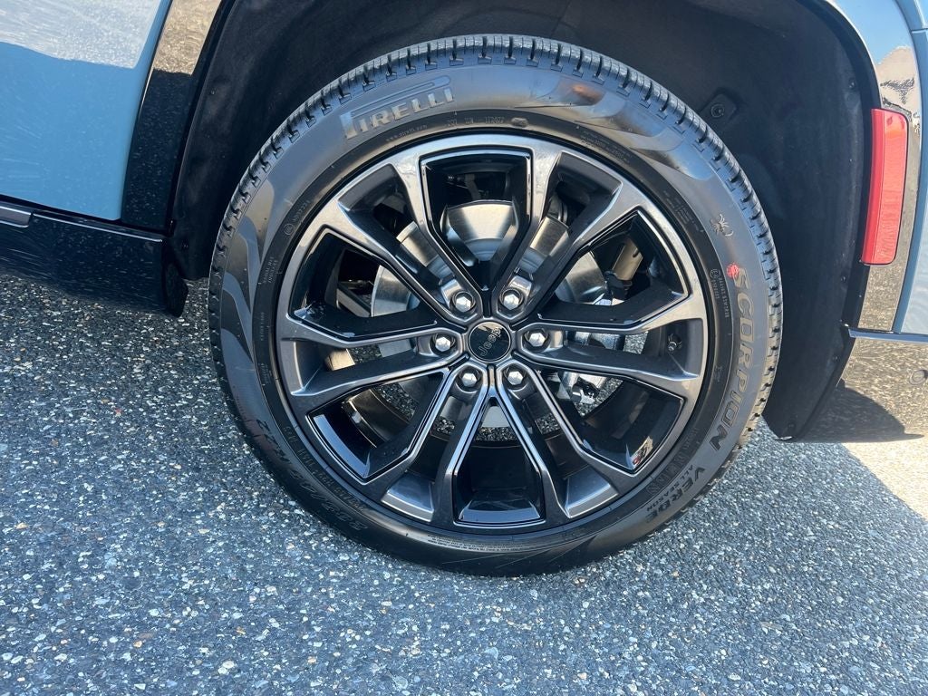 2026 Jeep Grand Wagoneer Summit