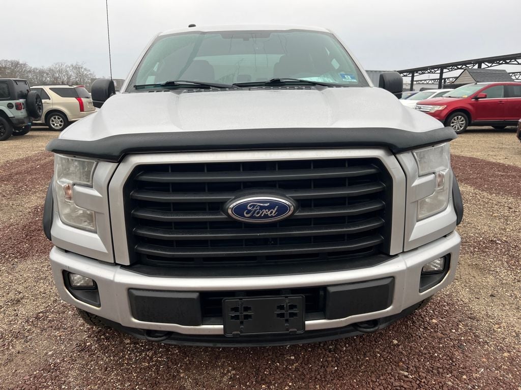 2016 Ford F-150 XLT EXTREMELY LOW MILES!