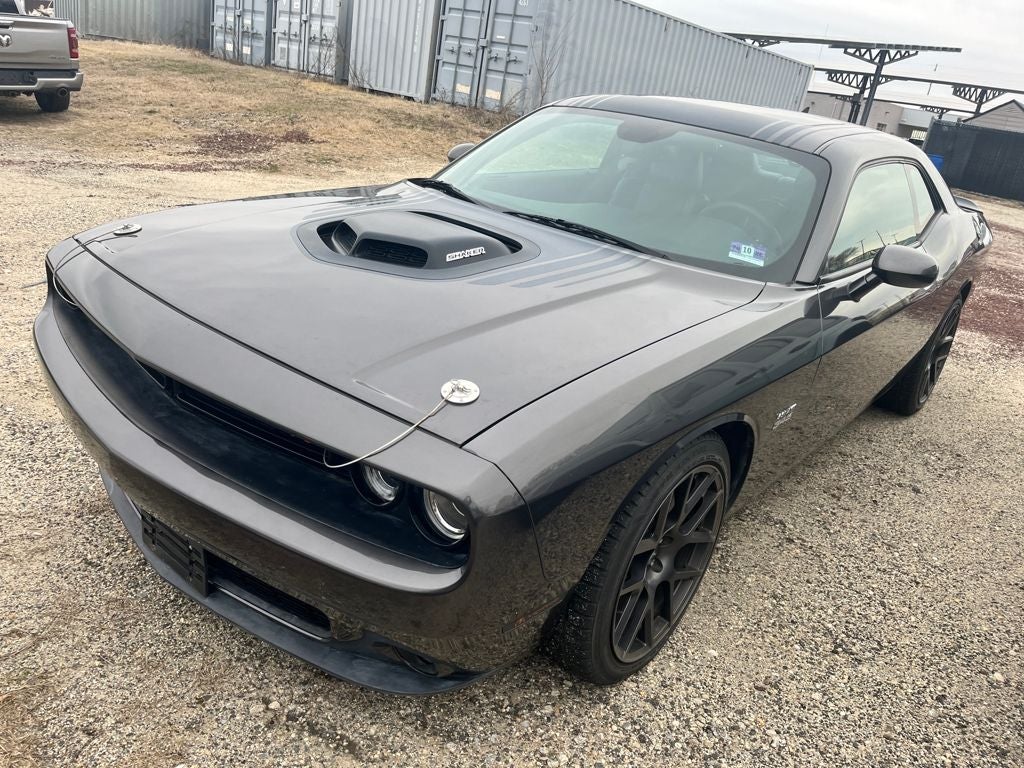2016 Dodge Challenger R/T Shaker