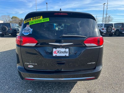 2017 Chrysler Pacifica Limited