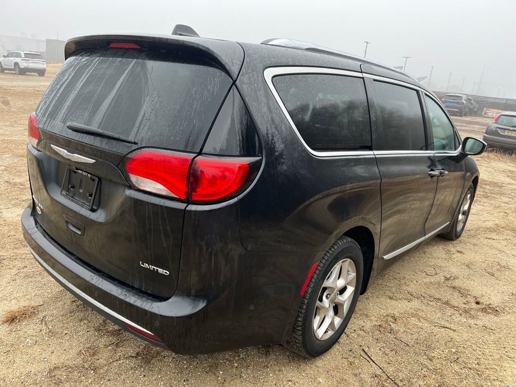 2017 Chrysler Pacifica Limited