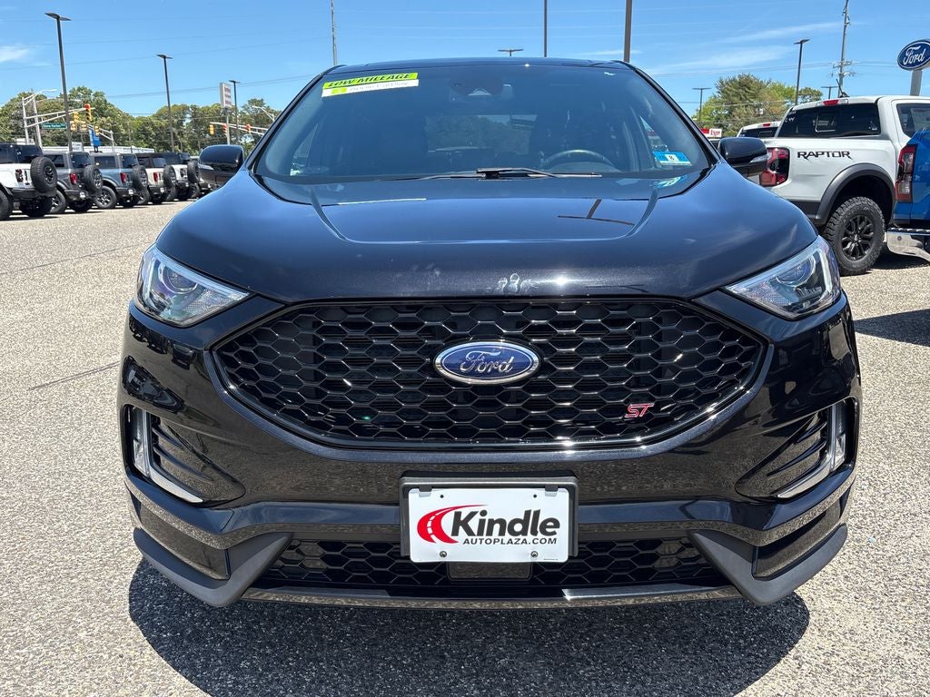 2020 Ford Edge ST