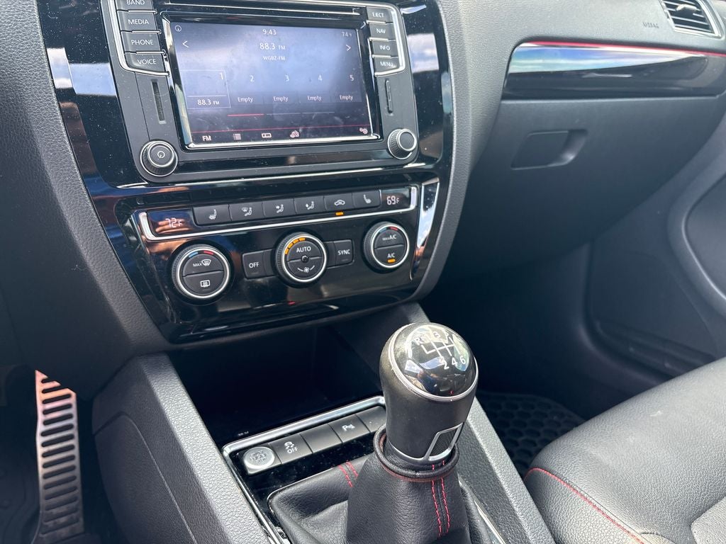 2017 Volkswagen Jetta GLI