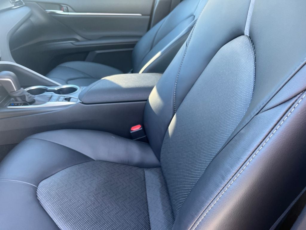 2023 Toyota Camry Hybrid XLE