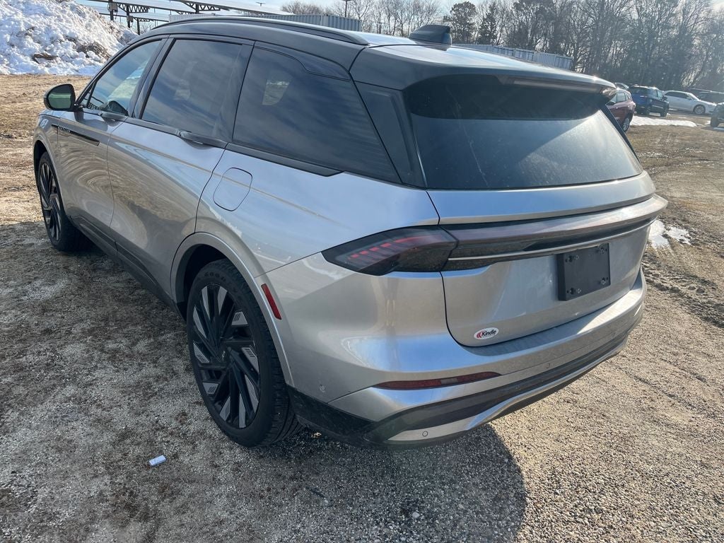 2024 Lincoln Nautilus Reserve