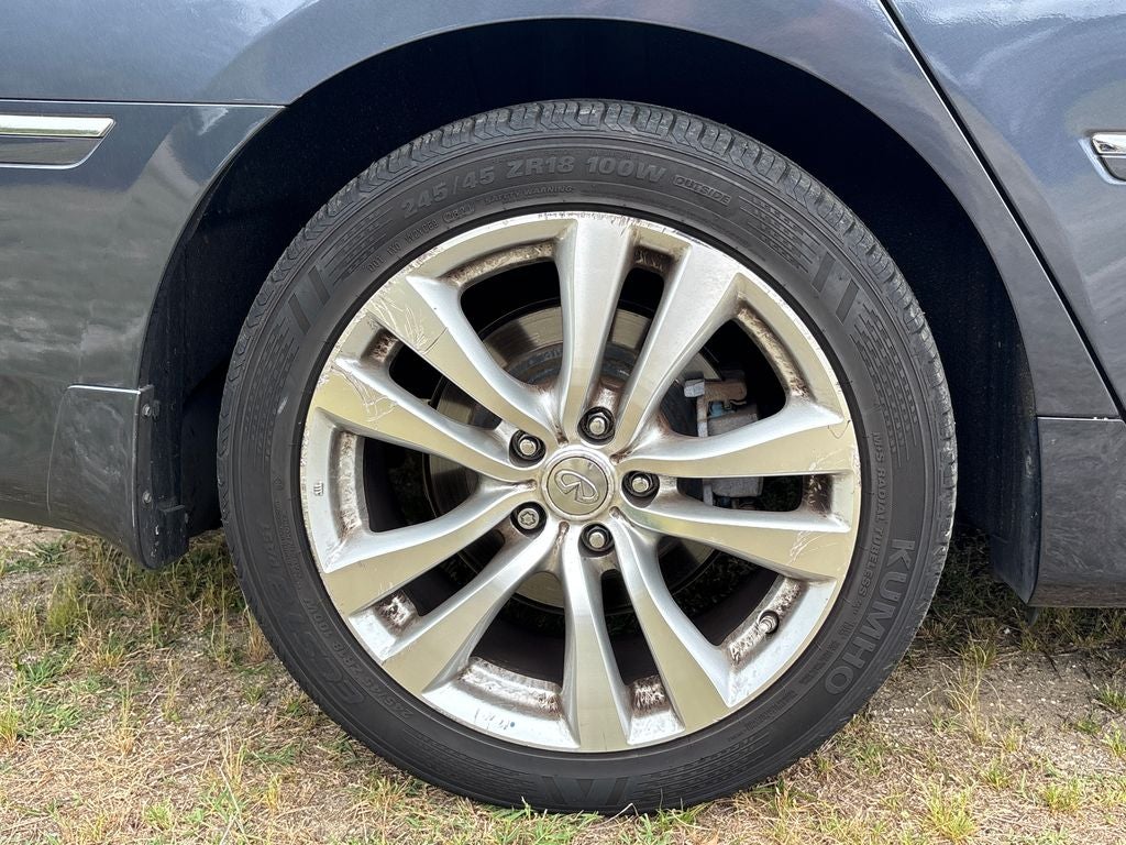 2010 INFINITI M35 X