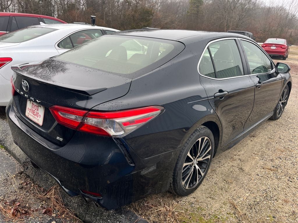 2018 Toyota Camry SE
