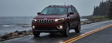 jeep cherokee on road